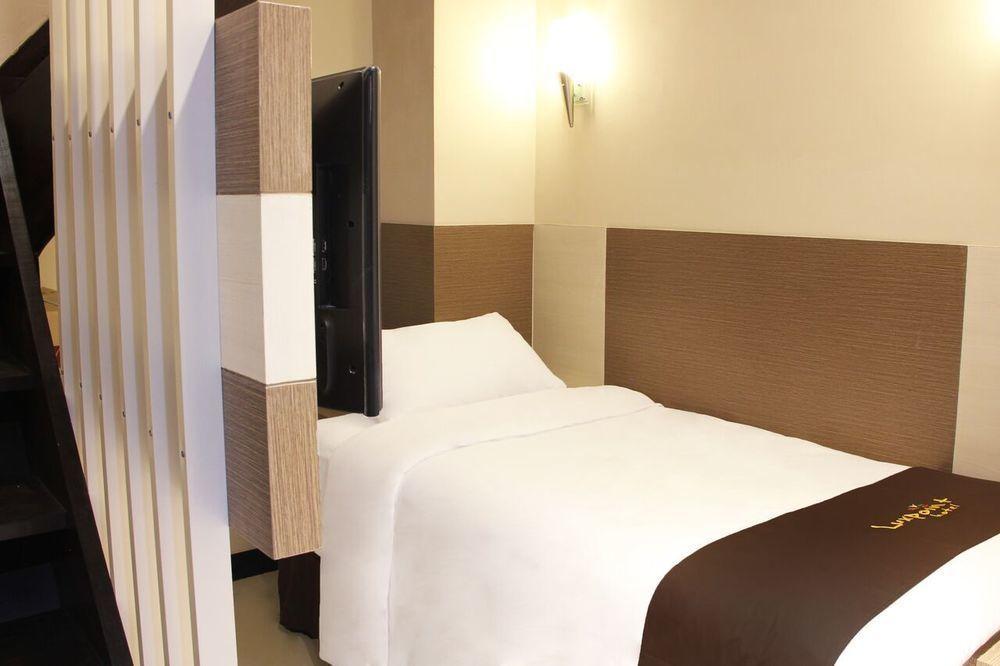 Luxpoint Hotel Baratajaya Σουραμπάγια Εξωτερικό φωτογραφία