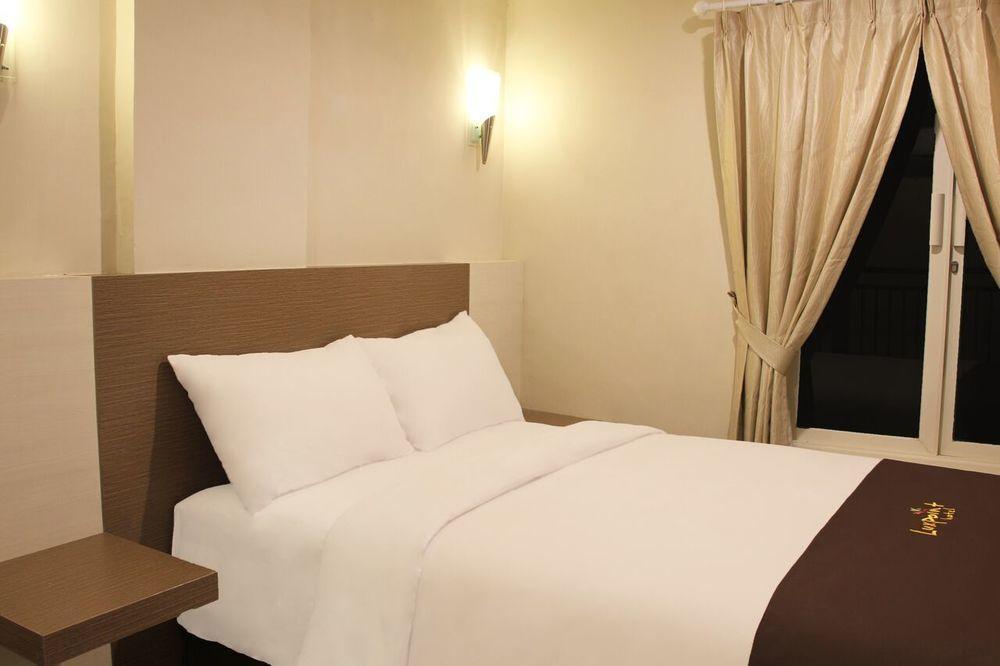 Luxpoint Hotel Baratajaya Σουραμπάγια Εξωτερικό φωτογραφία